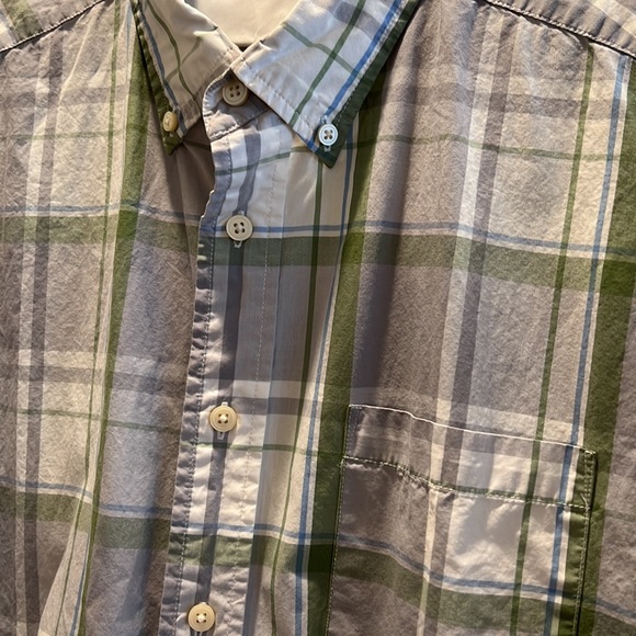 Like new Eddie Bauer button-down short sleeve plaid shirt size XL tall - Picture 2 of 5